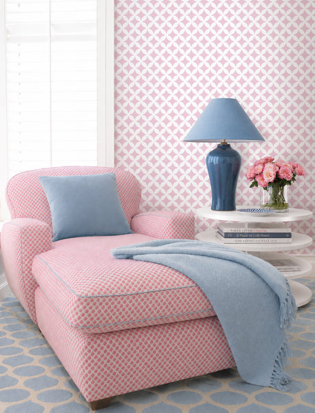 Custom Circle Trellis Wallpaper
